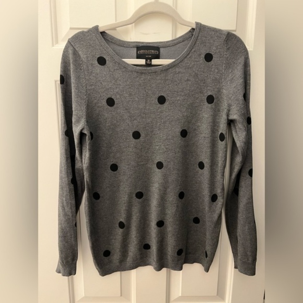 Absolutely long sleeve women’s sweater, medium